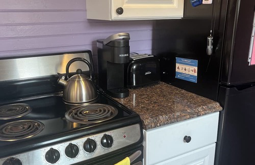 Edinboro Cottage | Quaint Lakeside Cottage in Edinboro just steps from the lake!