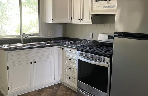 Madisonville Apartment | Charming 2-bedroom apartment near sports complex Madisonville
