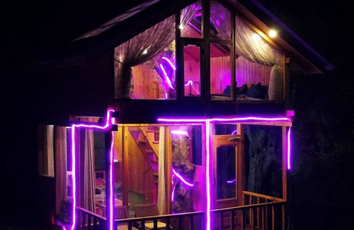 Banjar Cottage | WOW Treehouse & Cottages