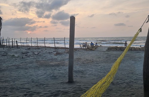 San Bernardo del Viento House | "Mi Terruño" Where Time Slows and the Sea Speaks 2 bedroom bungalow on the beach