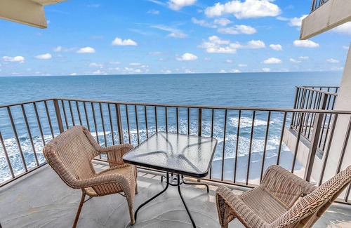 Garden City Condo | Seagull Heights! 2-BR 2-BA OCEANFRONT Royal Garden Resort Condo In&Outdoor Pools