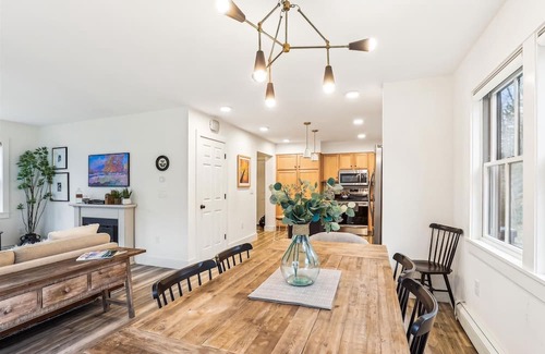 Stowe Hollow House | Streamside Hollow: 3 br w/fireplace, firepit, & garage!