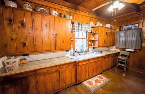 Fairview Cabin | Charming, private, 1952 log cabin in the country 4 miles from Fairview.