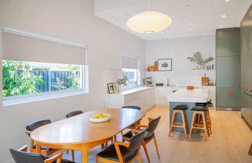 Bronte House | The Bronte Delight