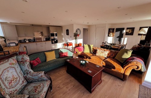 Carlton Colville House | Bracken Barn Carlton Colville Lowestoft 8 Guests