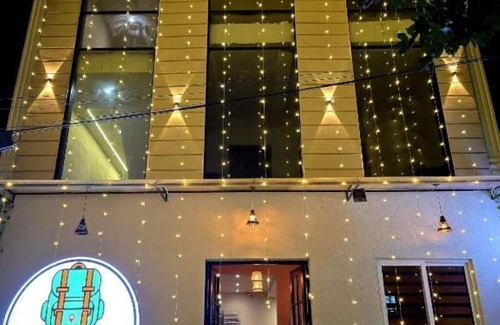 Agra House | Zipcode Stay : Deluxe Queen Roomn