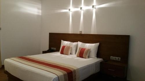Raddolugama Hotel | New Neo Holiday Home