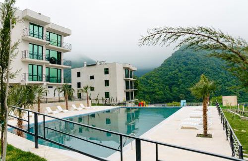 Qakh Hotel | Hilltop Heaven