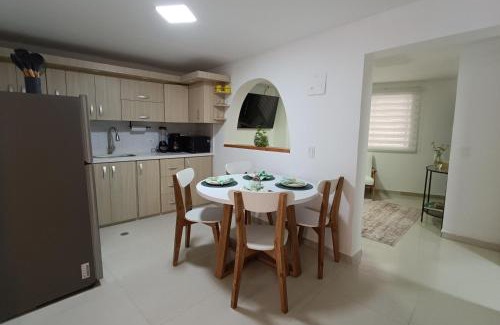 Villa Hermosa Apartment | Apartamento en Medellín