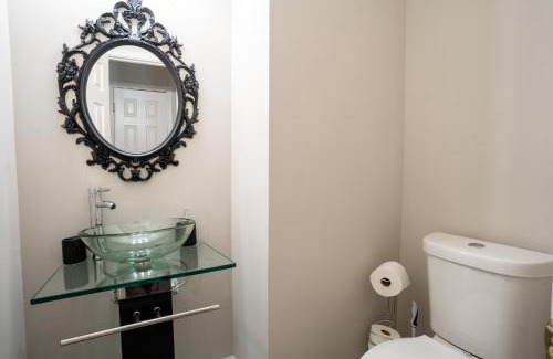 Loganville House | 3 bed bath loganville manor