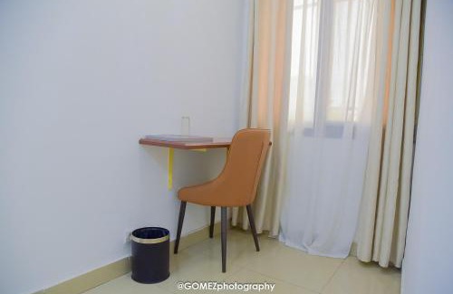 Brazzaville Hotel | HÔTEL Sous Le Palmier