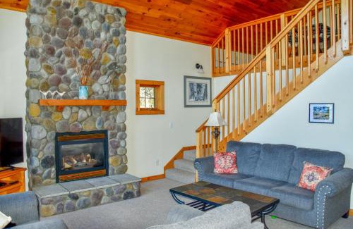 Grand Marais House | Devil Track Sunset Overlook 211 on Devil Track Lake by Cascade Vacation Rentals