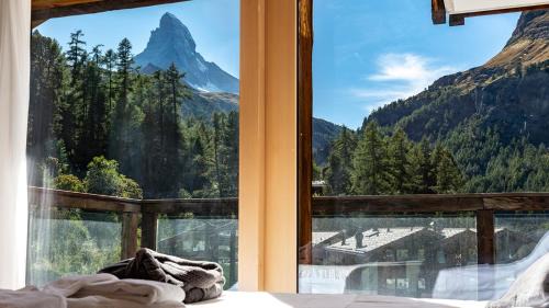 Zermatt Apartment | 4BR Stunning Penthouse - ski in&ski out