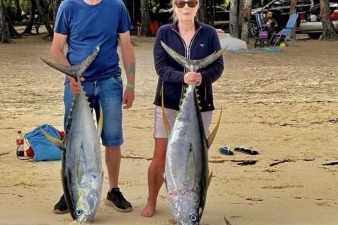 Pointe aux Canonniers Boat Rental | Lastcast fishing Charters
