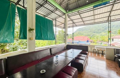 Pandan Hotel | RedDoorz Syariah at Jalan RJ Junjungan Lubis Pandan