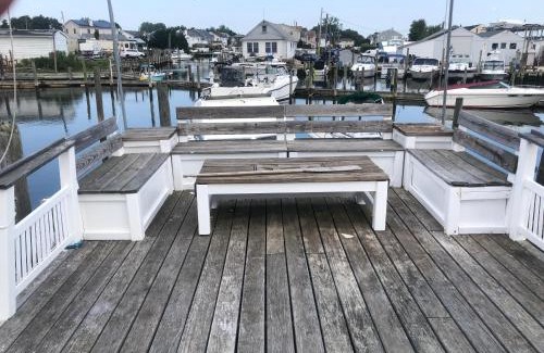 Seaford Apartment | Bougie Boathouse