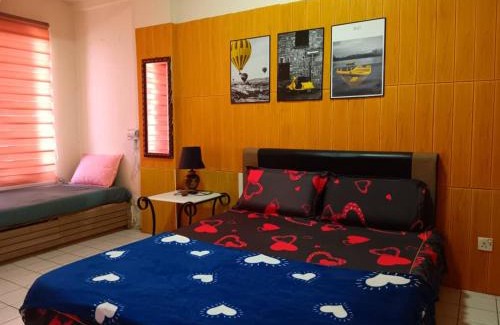 Taman Haji Zainal Apartment | Shahmi Adelea Seaview Home Apartment