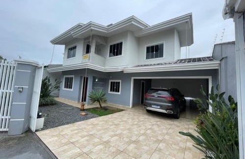 Espinheiros House | Casa sobrado 2 andares com piscina