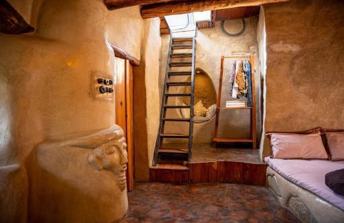Naina Range Bed & Breakfast | Hidden Earthen Home With An SUV Car As Entrance