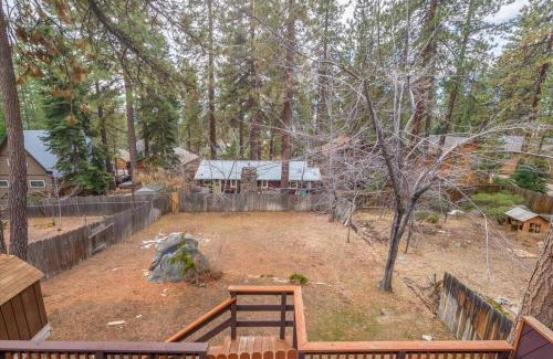 Brockway House | Cozy Pet-Friendly Cabin with Hot-Tub Walk to Lake Tahoe Beach