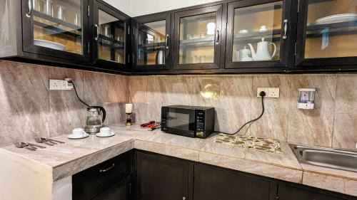 Harispattuwa House | Heaven Garden Inn