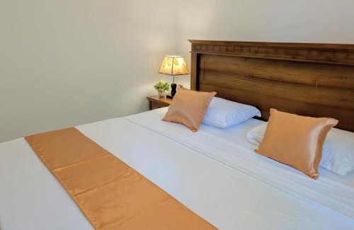 Harispattuwa House | Heaven Garden Inn