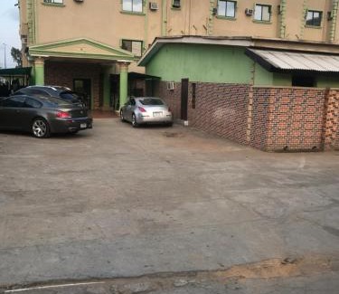 Lagos Hotel | Creme suites and Hotels