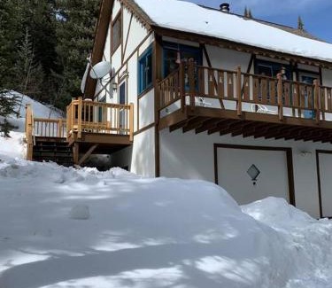 Alma Ski Chalet | Alma Sky Chalet