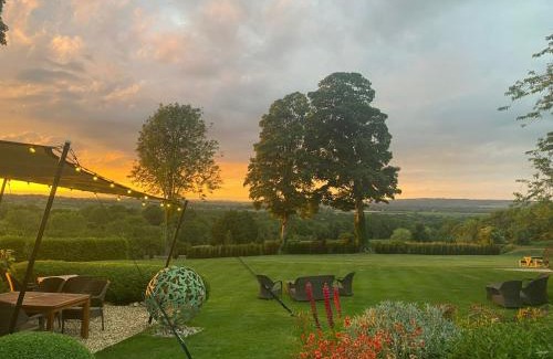 Nether Westcote Bed & Breakfast | The Feathered Nest Inn