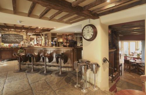 Nether Westcote Bed & Breakfast | The Feathered Nest Inn