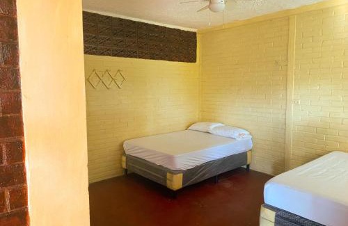 Playa San Blas House | Habitacion Familiar 4 Camas Eco Surf Hostal