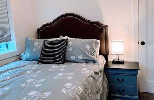 Promontory Villa | Scenic View Home by Cultus Lake