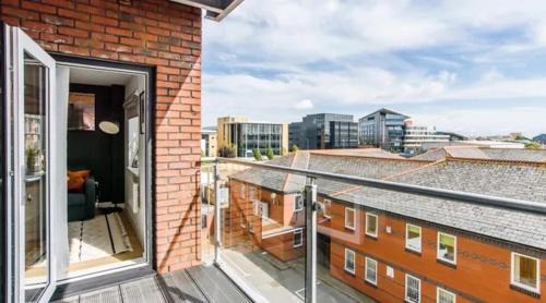 Cardiff City Centre Apartment | Modern City Centre Apartment
