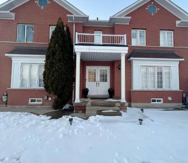 Churchill Meadows House | Semi in Churchill Meadows