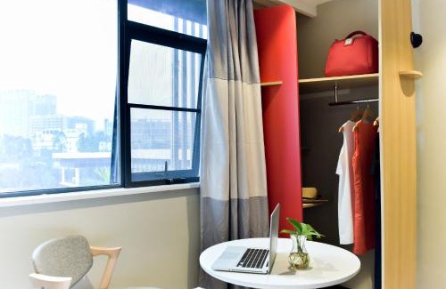 Haizhu Hotel | Ibis Guangzhou Pazhou International Exhibition Center Hotel