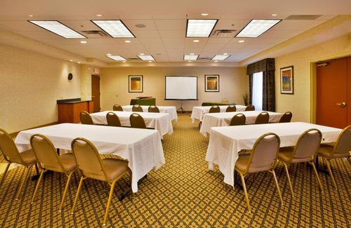 Okeechobee Hotel | Holiday Inn Express Lake Okeechobee