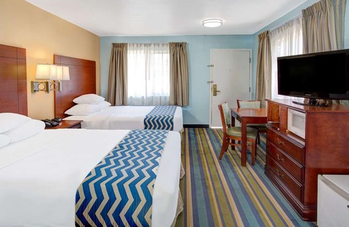 Bishop Hotel | Travelodge by Wyndham Bishop