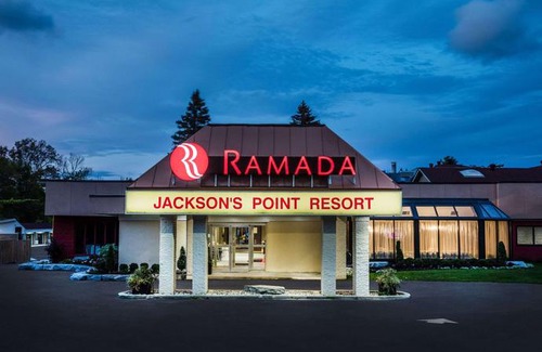 Georgina Hotel | Ramada by Wyndham Jacksons Point