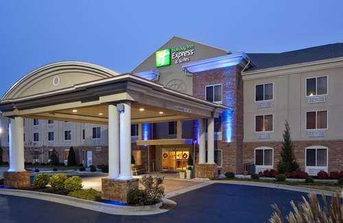 Archdale Hotel | Holiday Inn Express Hotel & Suites High Point South
