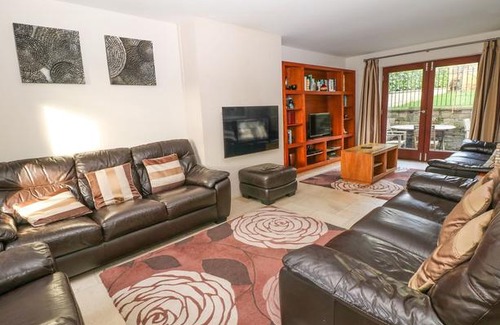 Darley Dale Cottage | The Lillies