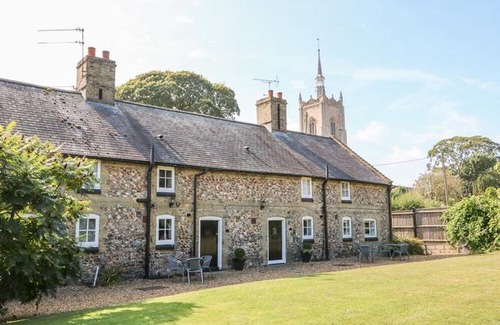 Swaffham Cottage | Flint Cottage