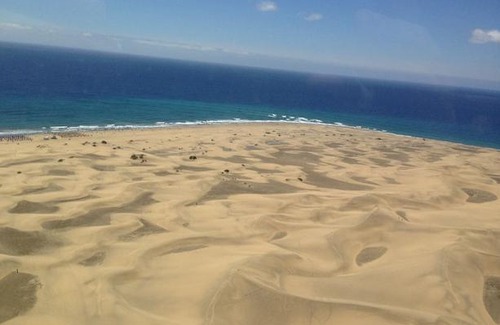 Cruce de Arinaga Apartment | Spacious Apartment In Cruce De Arinaga With Terrace