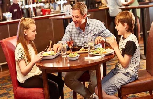 Lydd-on-Sea House | Beautiful Spacious Holiday Home - Romney Sands