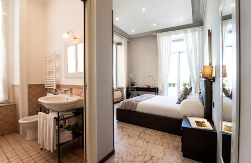 Chiaia House | Seaside Caracciolo