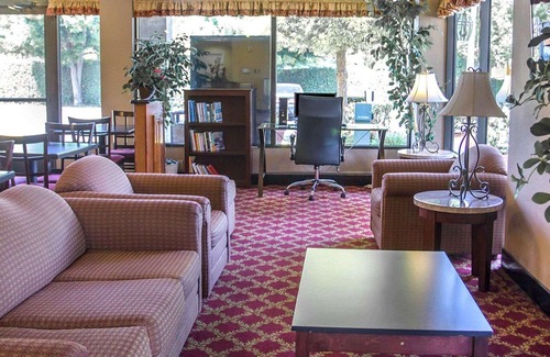 Riverside Hotel | Quality Inn Riverside Near UCR and Downtown