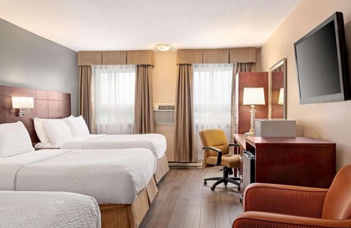 Fredericton Hotel | Days Inn by Wyndham Fredericton