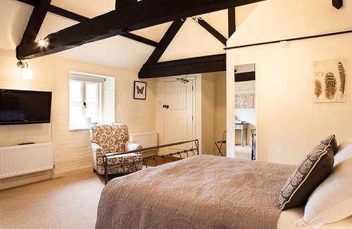 Moreton-in-Marsh Hotel | The Bell Inn