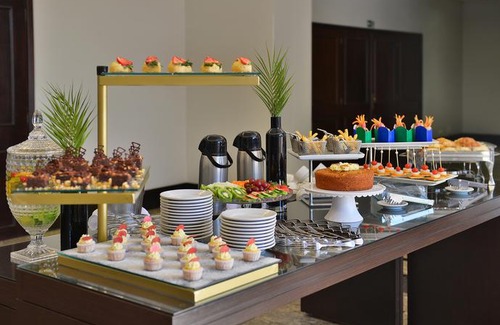 Zona 01 Hotel | Hotel Deville Business Maringa