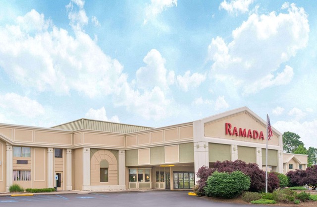 Ramada by Wyndham Whitehall/Allentown