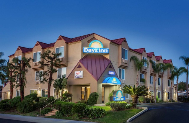 Days Inn by Wyndham Carlsbad